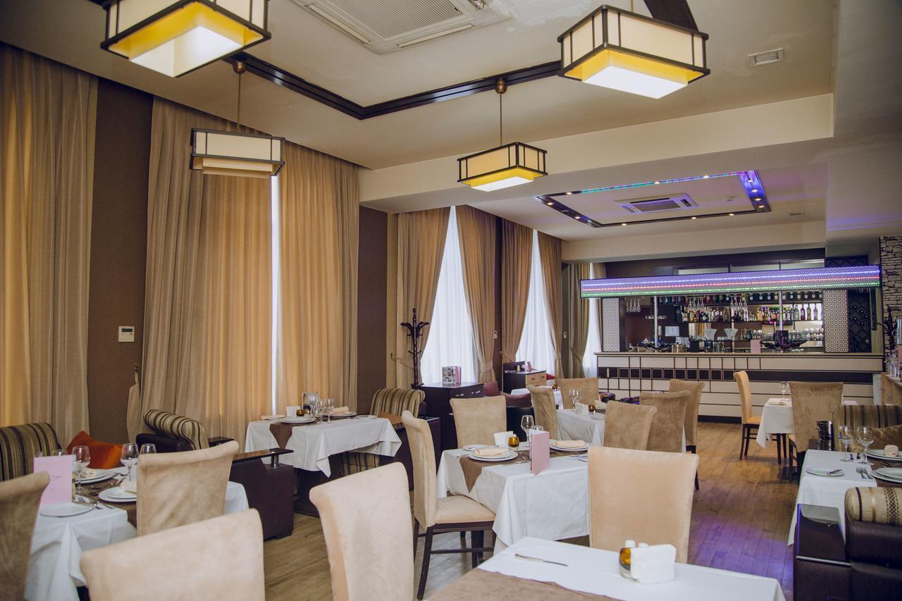 Caspian Ulduz Hotel Baku Extérieur photo