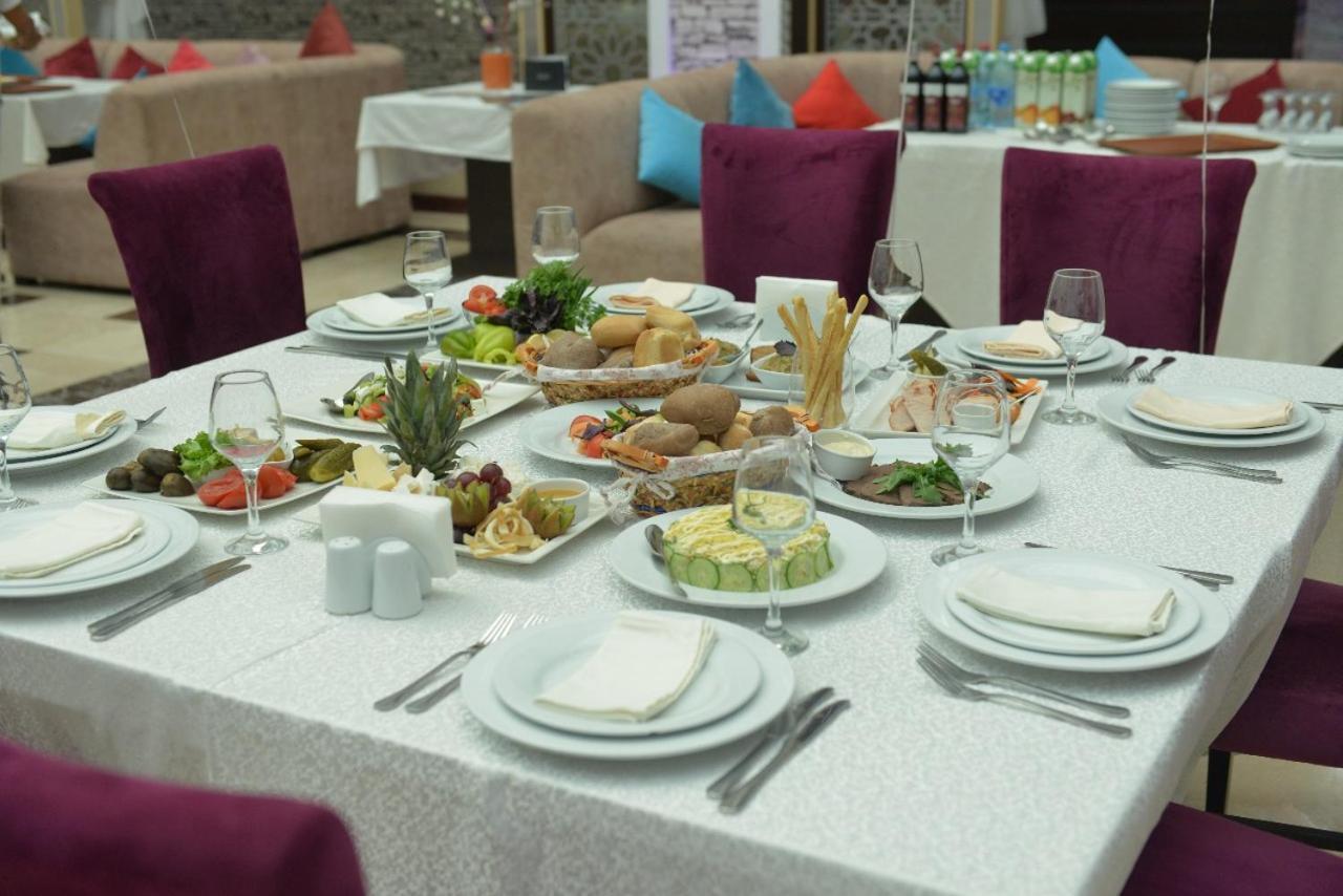 Caspian Ulduz Hotel Baku Extérieur photo