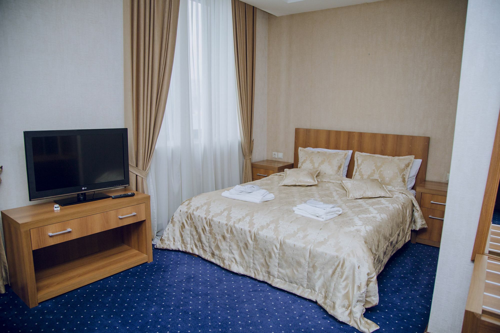 Caspian Ulduz Hotel Baku Extérieur photo